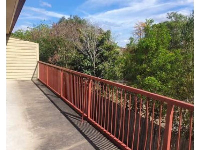 4/11 South Station Road, Booval QLD 4304
