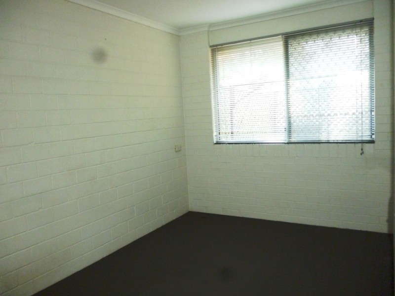 2/16 Cockrem Street, Brassall QLD 4305