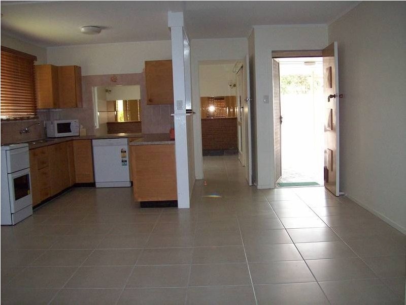 116 Raceview Street, Raceview QLD 4305