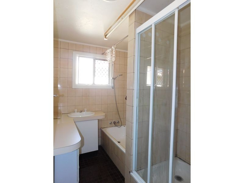 116 Raceview Street, Raceview QLD 4305