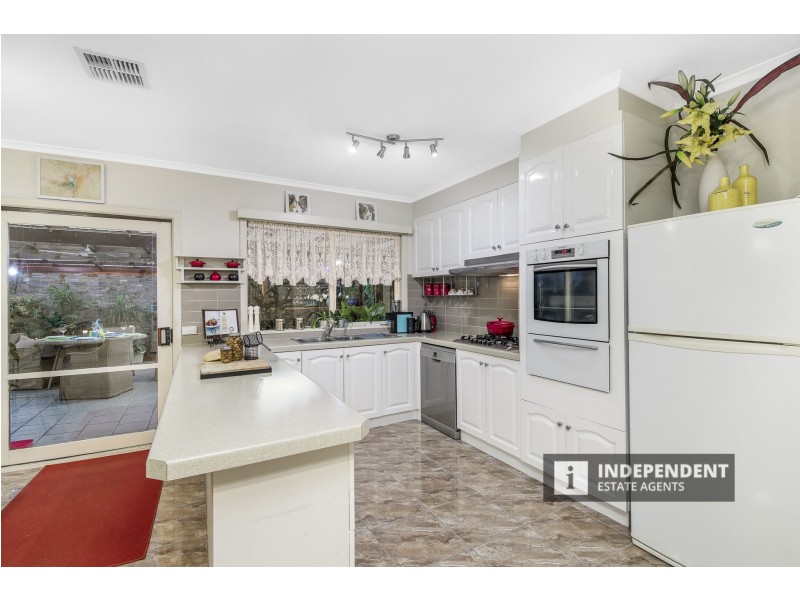 3 Affra Place, Hampton Park VIC 3976