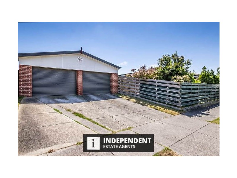 1 Monash way, Cranbourne North VIC 3977