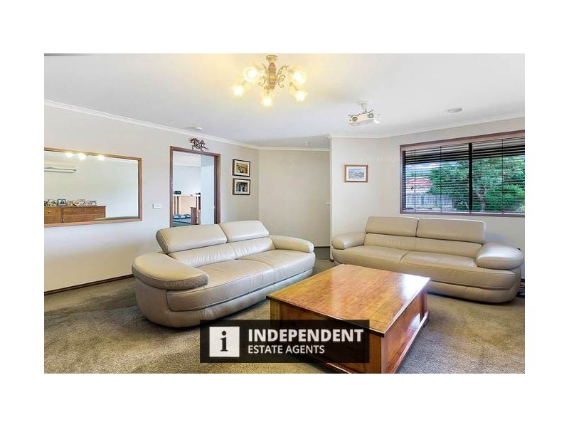 1 Monash way, Cranbourne North VIC 3977