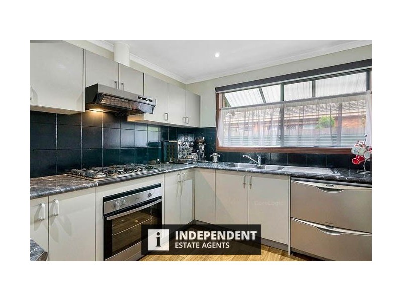 1 Monash way, Cranbourne North VIC 3977
