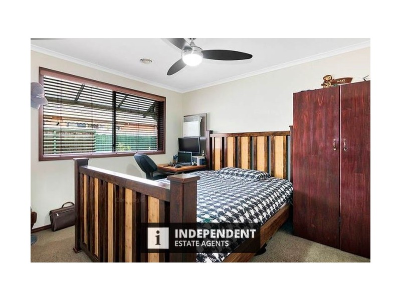 1 Monash way, Cranbourne North VIC 3977