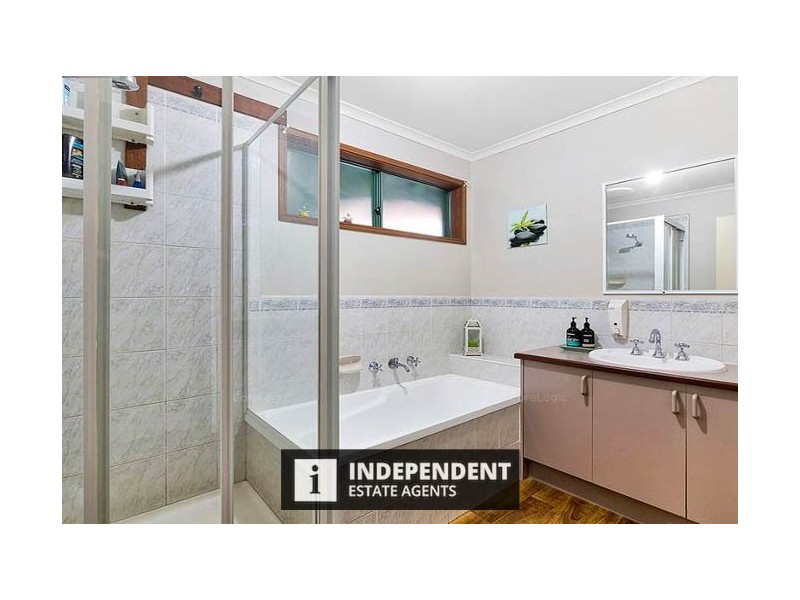 1 Monash way, Cranbourne North VIC 3977
