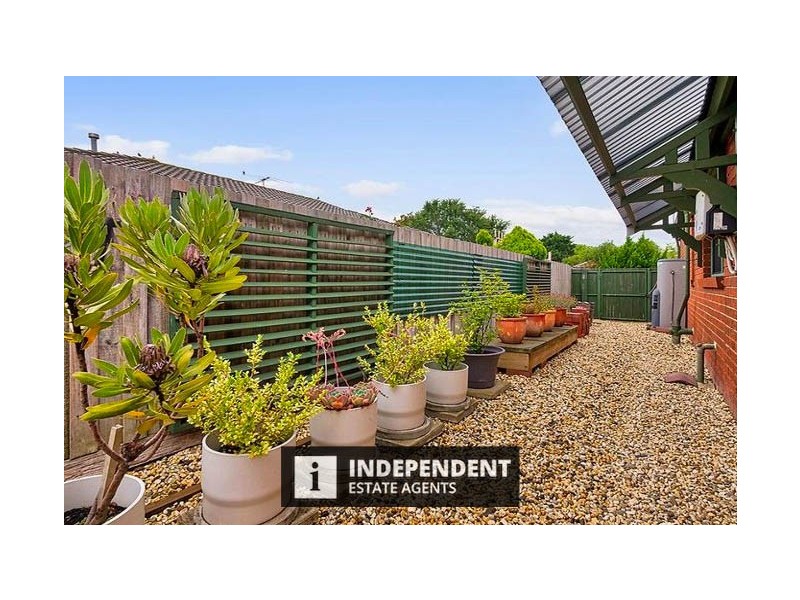 1 Monash way, Cranbourne North VIC 3977