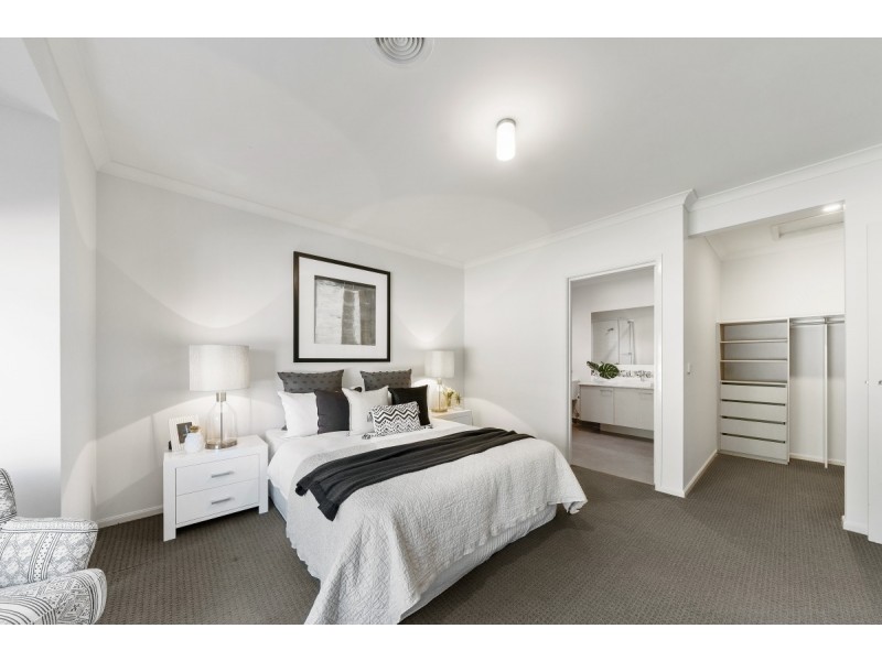 100 Alisma boulevard, Cranbourne North VIC 3977