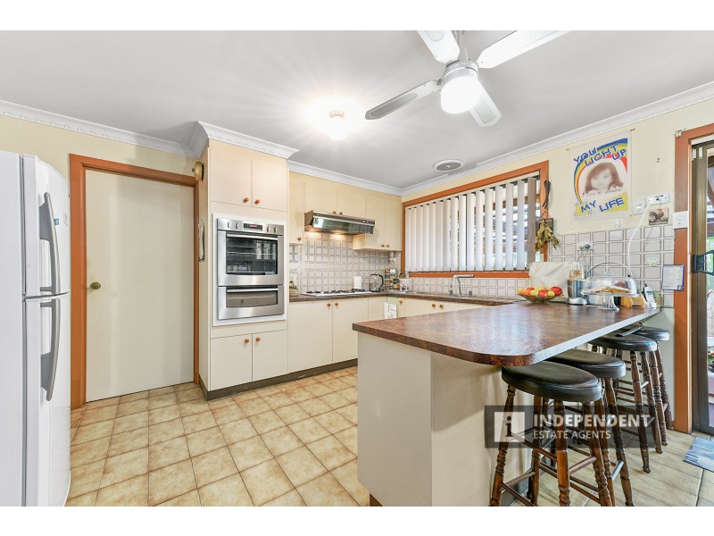 8/8-10 Lorraine st, Dandenong VIC 3175