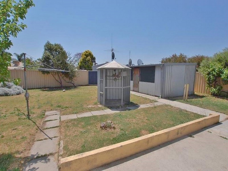 60 Patterson Drive, Middle Swan WA 6056