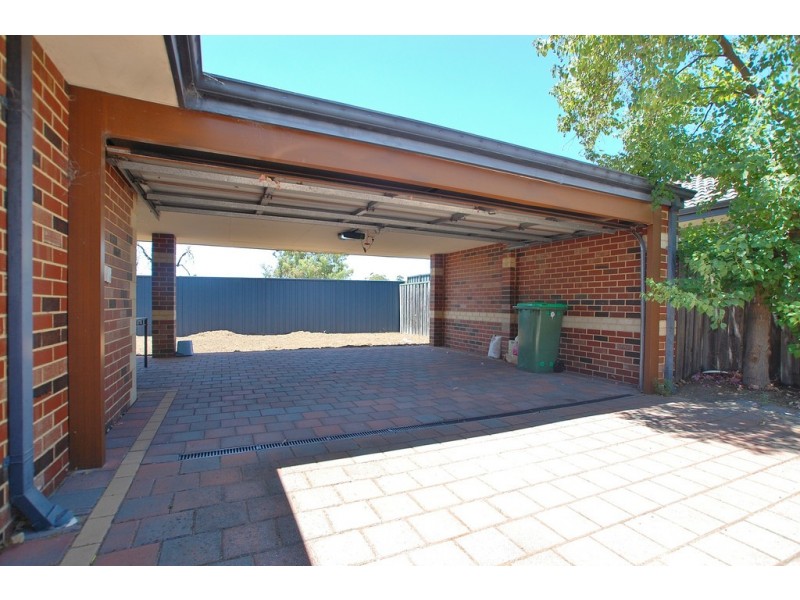 32D Avenell Road, Bayswater WA 6053