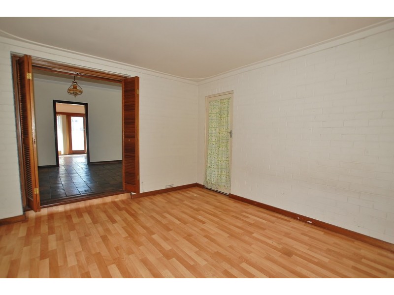 28 Shand Street, Dianella WA 6059