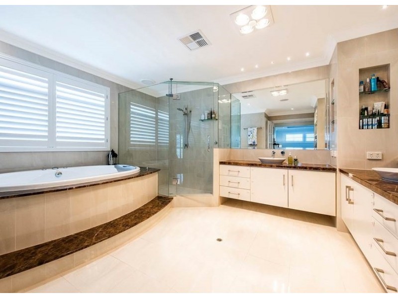 10 Muchea Gardens, Dianella WA 6059