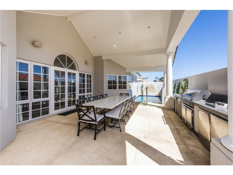 10 Muchea Gardens, Dianella WA 6059