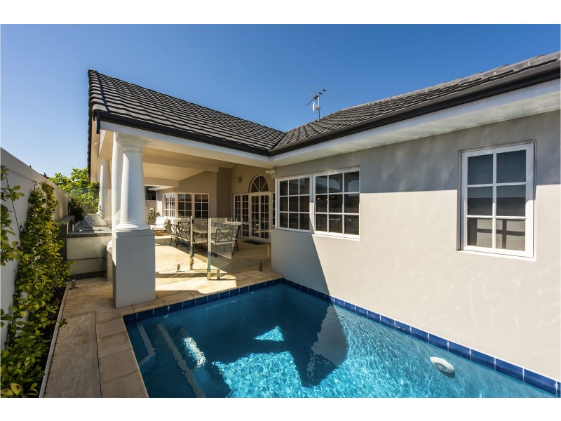 10 Muchea Gardens, Dianella WA 6059