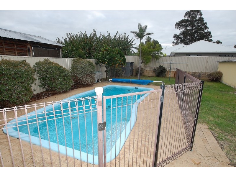 16 Nelligan Street, Dianella WA 6059