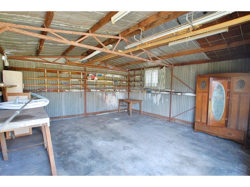 16 Nelligan Street, Dianella WA 6059