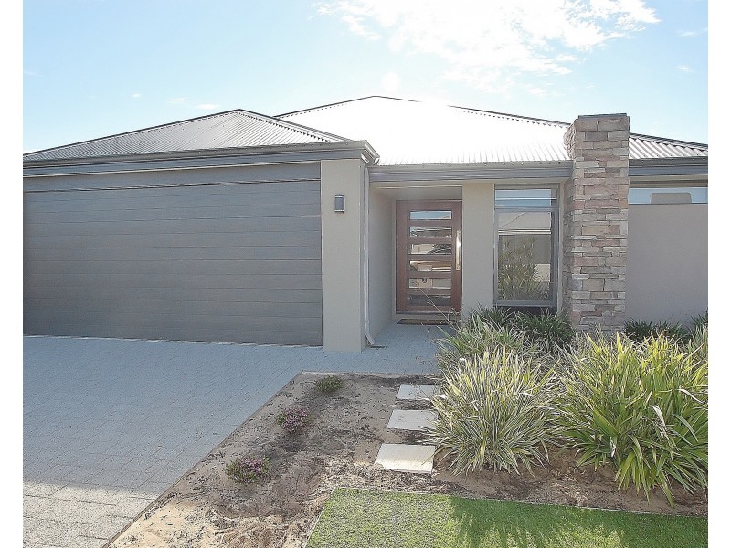 10 Slade Avenue, Ellenbrook WA 6069