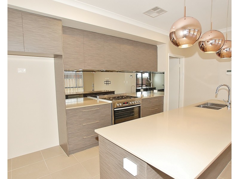 10 Slade Avenue, Ellenbrook WA 6069
