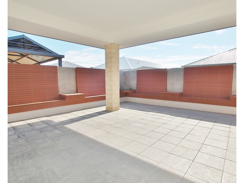 10 Slade Avenue, Ellenbrook WA 6069