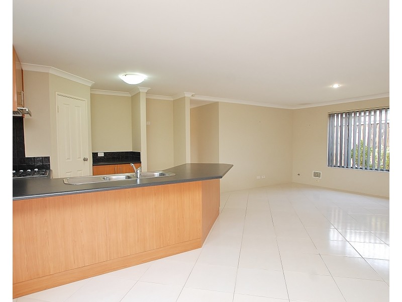 1 Strathmore Parkway, Ellenbrook WA 6069