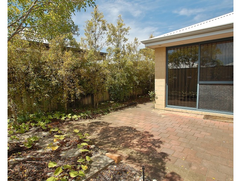 1 Strathmore Parkway, Ellenbrook WA 6069