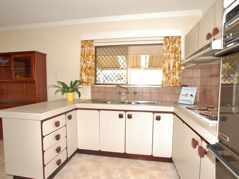 139 Howes Crescent, Dianella WA 6059