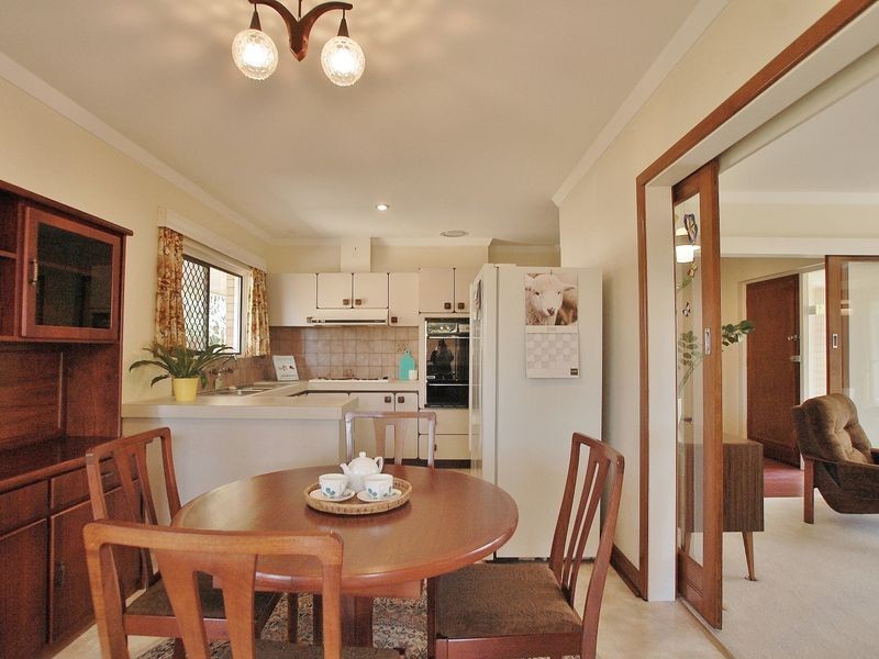 139 Howes Crescent, Dianella WA 6059