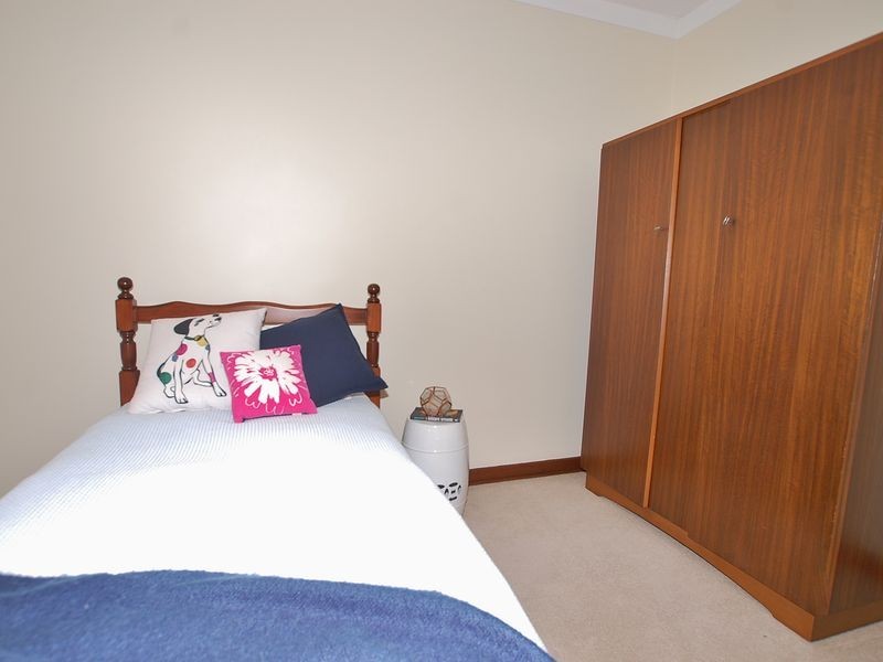 139 Howes Crescent, Dianella WA 6059