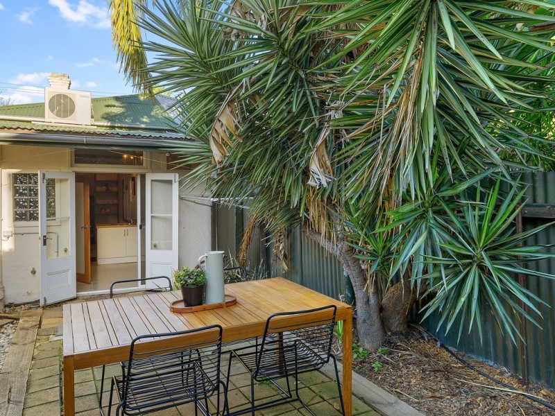 8 Taylor Street, Brompton SA 5007