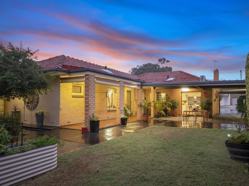 12 Barnes Avenue, Marleston SA 5033