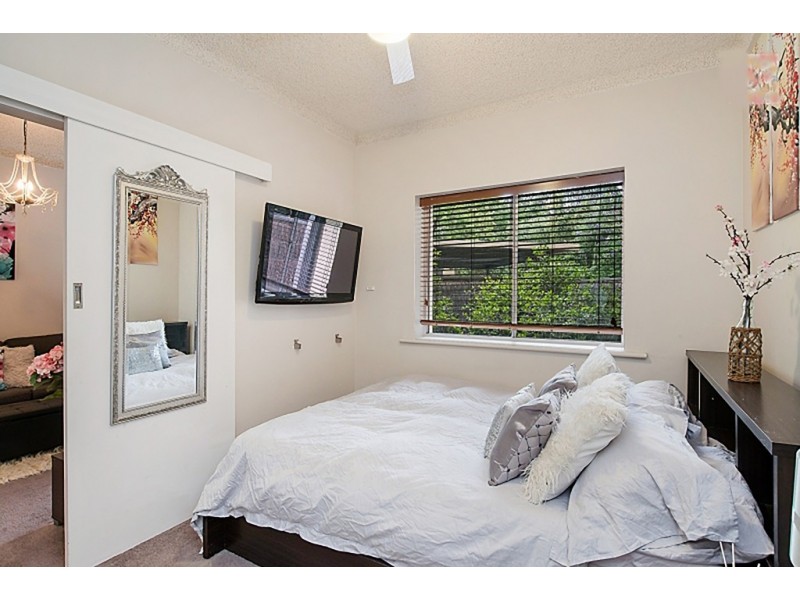 3/1B Hartland Avenue, Black Forest SA 5035