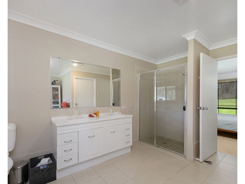 5 Fenton Drive, King Creek NSW 2446