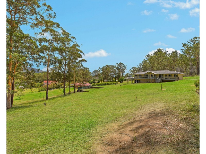 5 Fenton Drive, King Creek NSW 2446