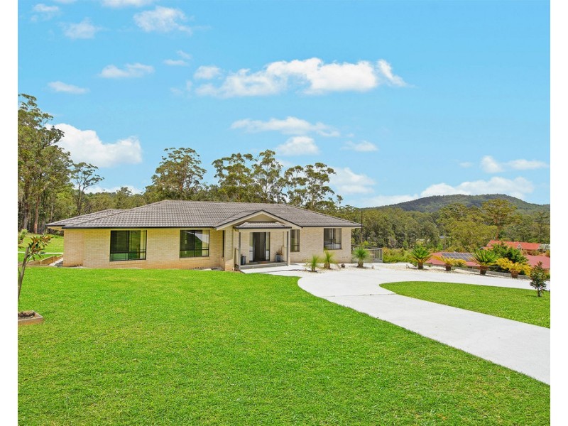 5 Fenton Drive, King Creek NSW 2446