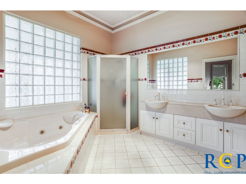 Lovely Banks VIC 3221