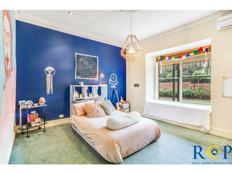 Lovely Banks VIC 3221