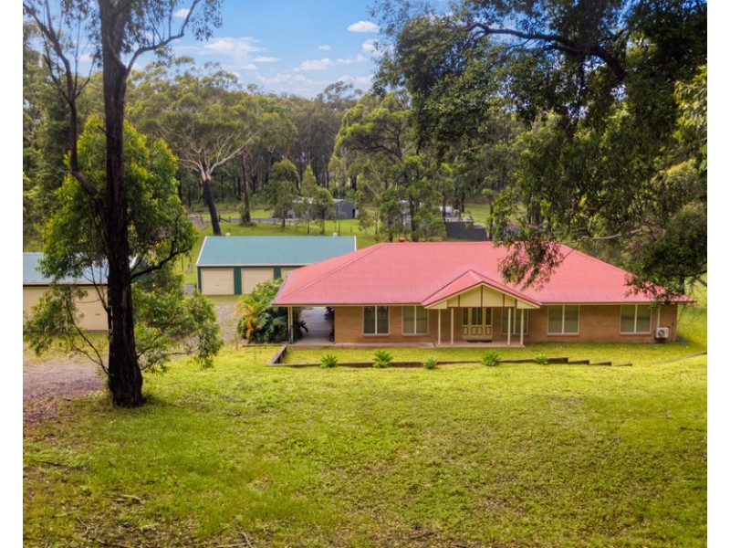 36 Lake Russell Drive, Emerald Beach NSW 2456