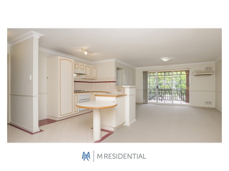 13/2 Preston Street, Como WA 6152