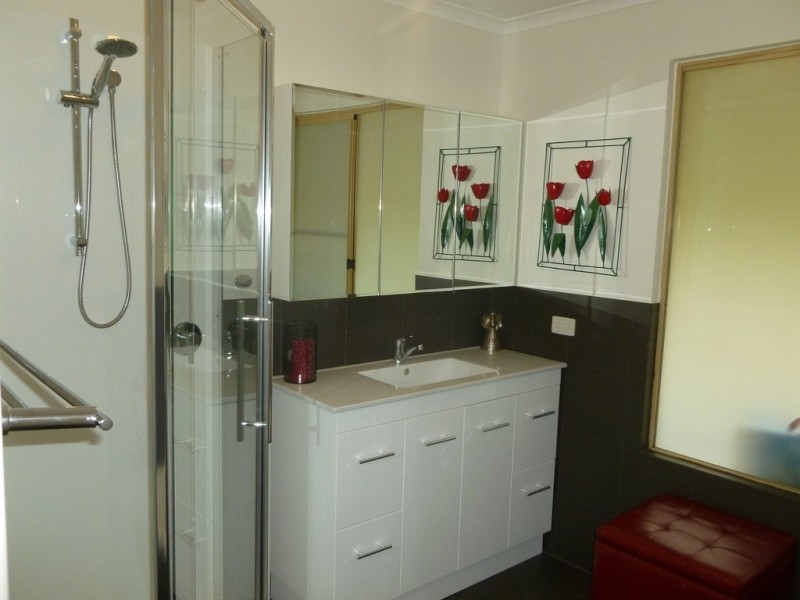 20 James Street, Swan View WA 6056