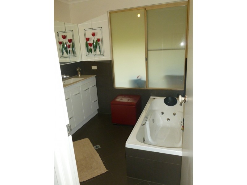 20 James Street, Swan View WA 6056