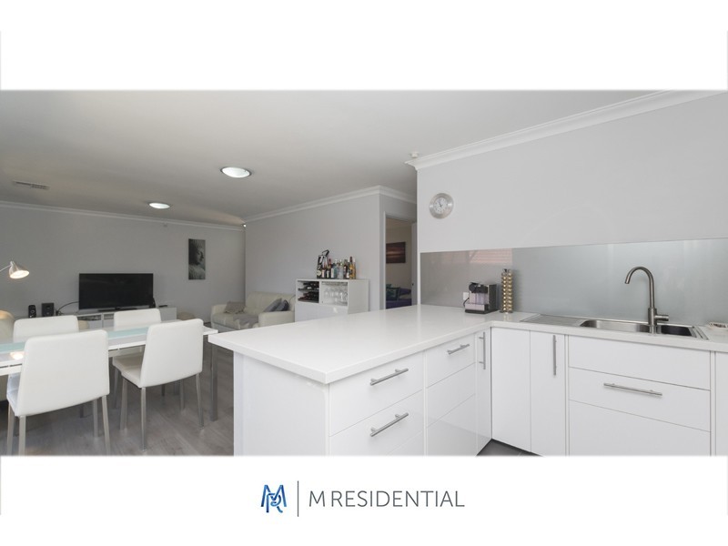 3/20 Warwick Street, St James WA 6102