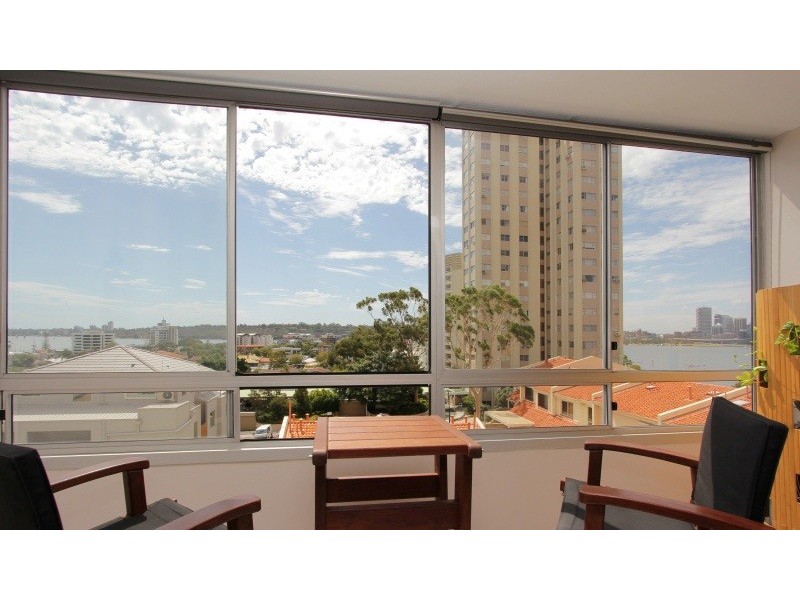 34/144 Mill Point Road, South Perth WA 6151