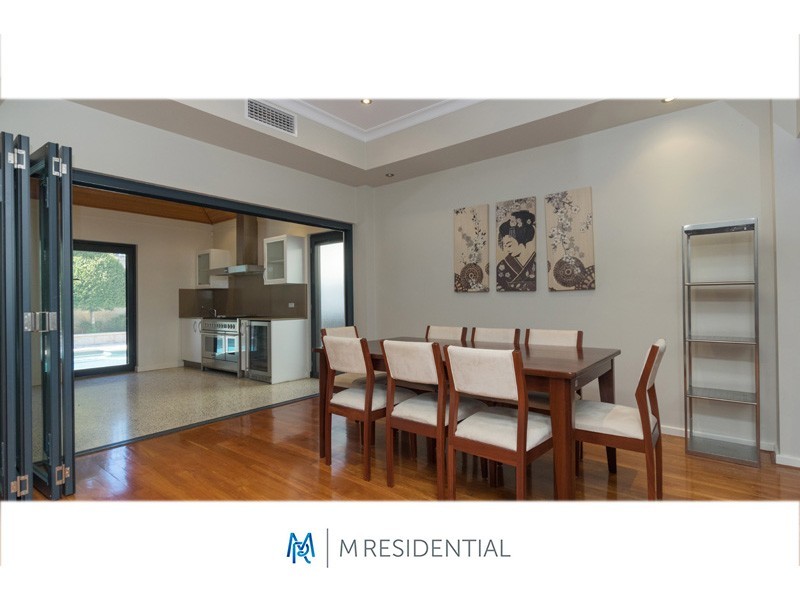 27 Stitfold Promenade, Salter Point WA 6152