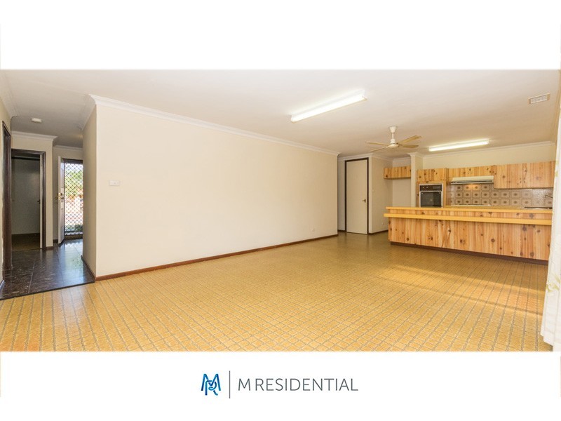 33 Jones Street, Stirling WA 6021