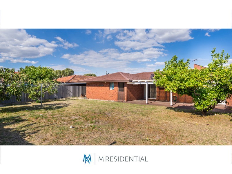 33 Jones Street, Stirling WA 6021