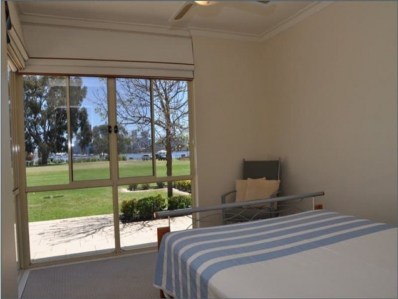 1/6 Manning Terrace, South Perth WA 6151