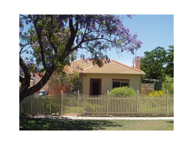 20 Bourke Street, Kensington WA 6151