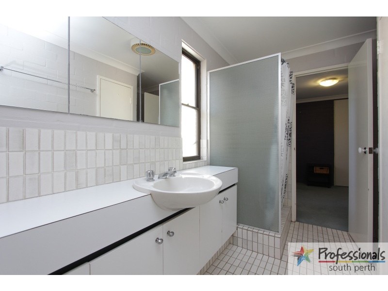 19/21 Leonard Street, Victoria Park WA 6100