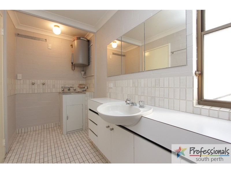 19/21 Leonard Street, Victoria Park WA 6100